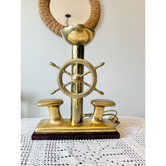 Italian Foresti and Suardi Captain's Boat Anchor Lamp - Solid Brass & Teak Wood - Picture 1 of 7